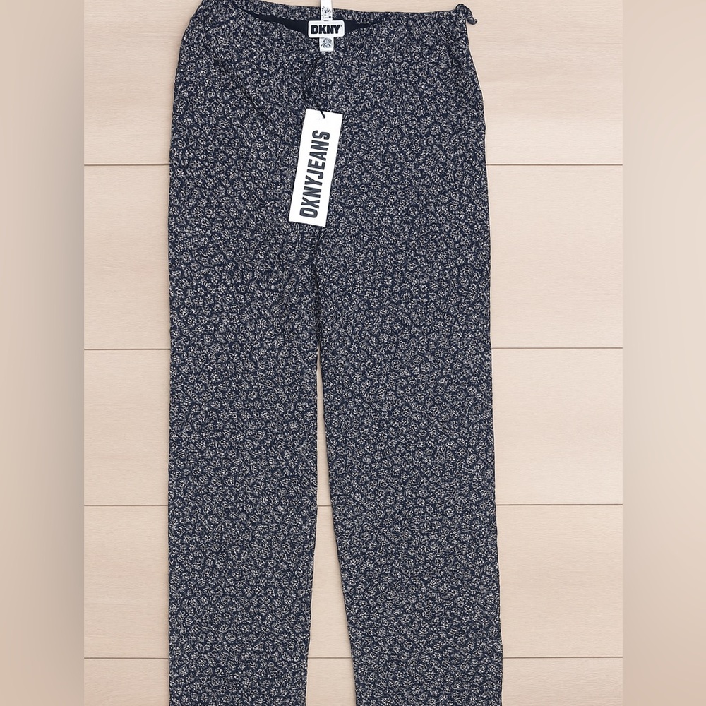 DKNY Jeans Floral Print Rayon Pants - Size M (NWT)